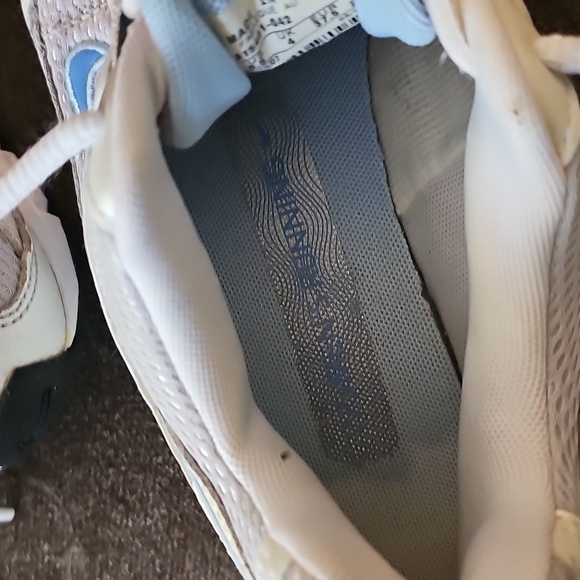 Nike Air Women's Running Shoes 🩵🩵🩵 - Picture 6 of 9